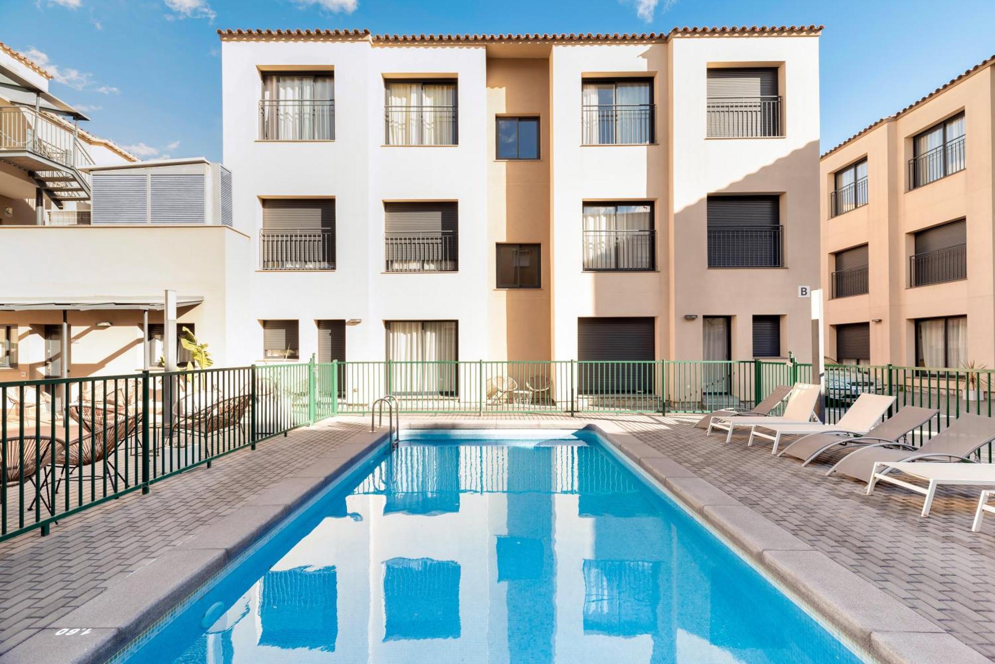 קסטלדפלס Castell Beach Aparthotel מראה חיצוני תמונה